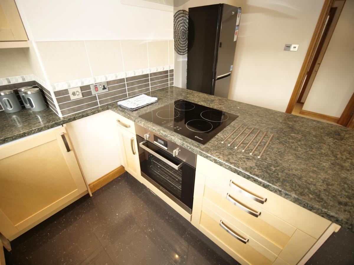 Town Centre Apartment Sleeps 9 Bournemouth Eksteriør billede