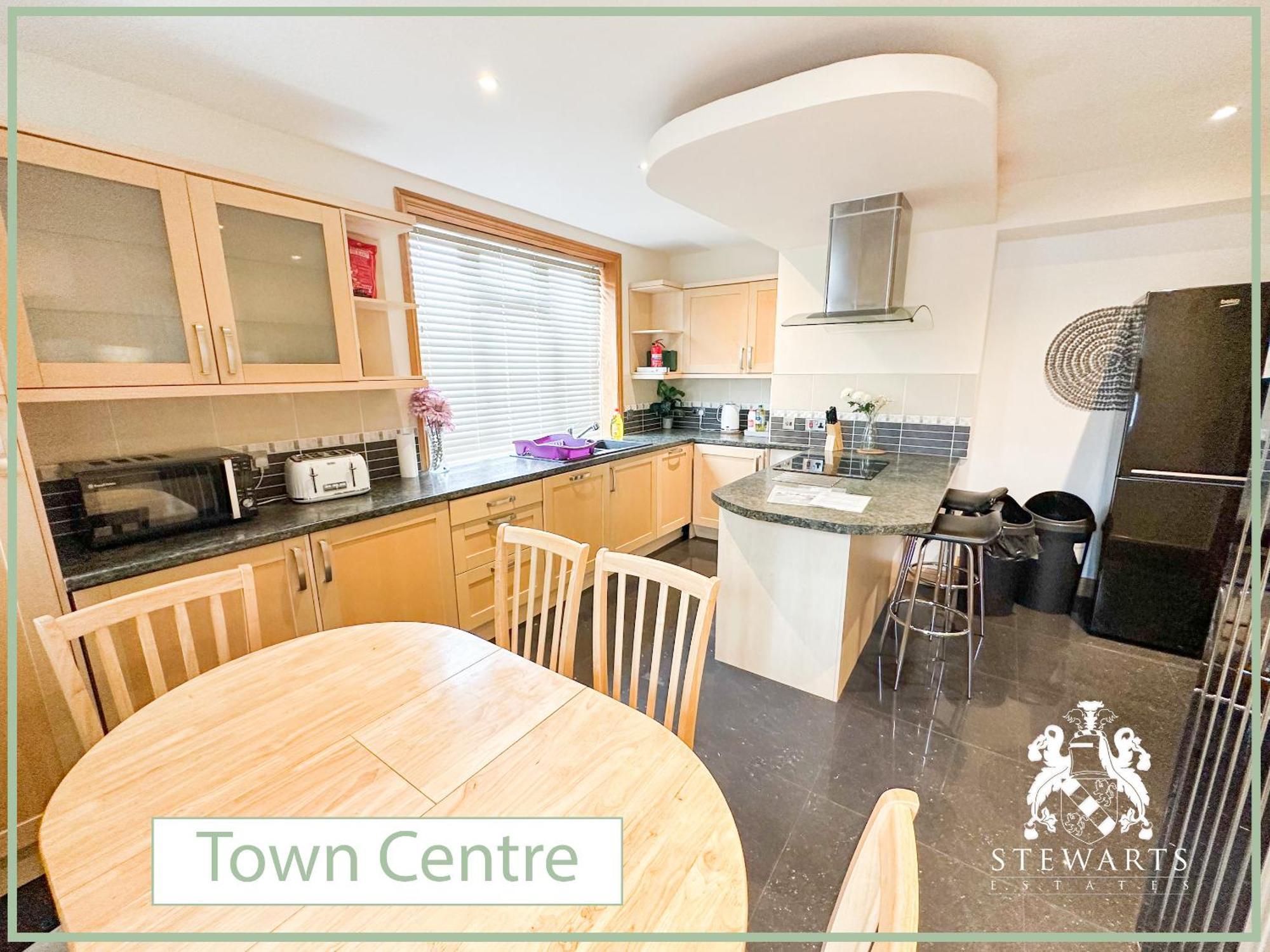 Town Centre Apartment Sleeps 9 Bournemouth Eksteriør billede
